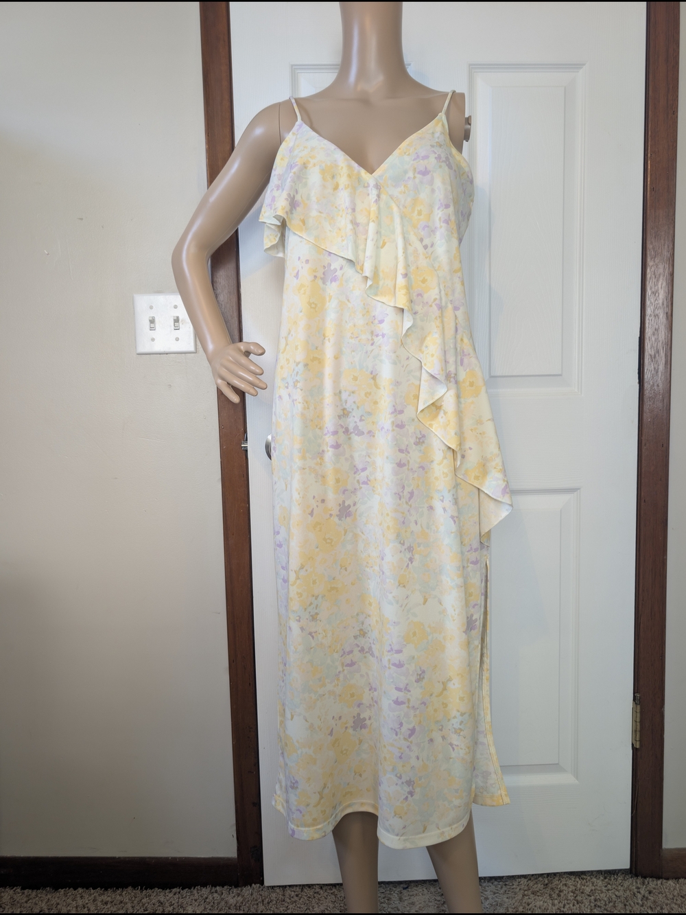 H&M Light Yellow Floral Slip Dress with Pastel Accents Size Medium